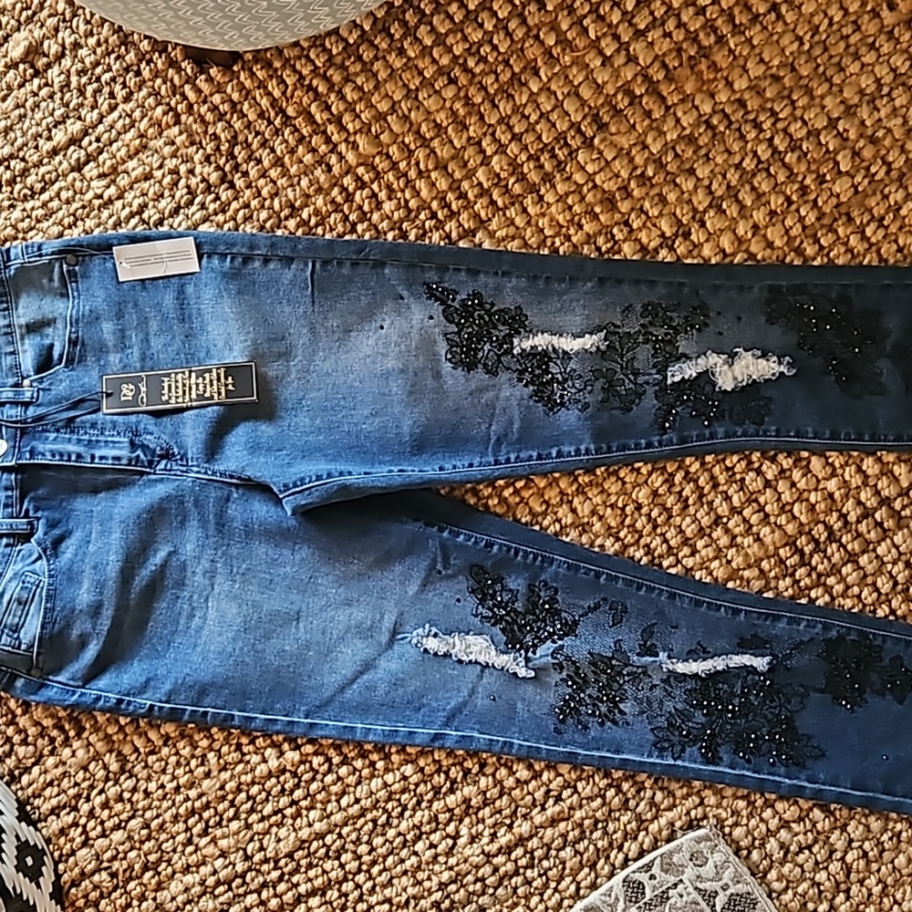 DG2 Jeans